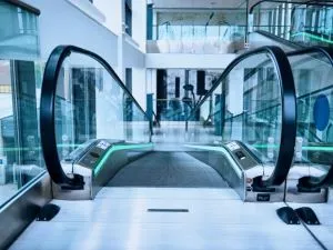 Xavfsiz va avtomat elektr harakatlanish yurishi